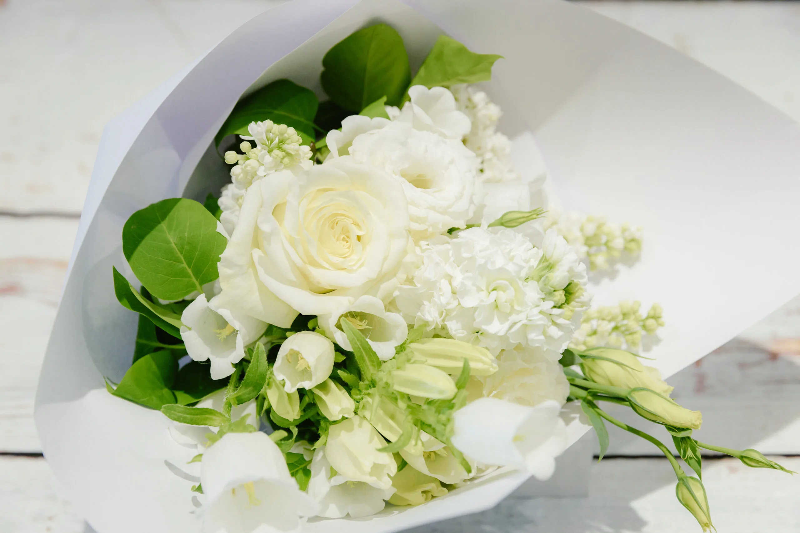 Perfect Posy - White